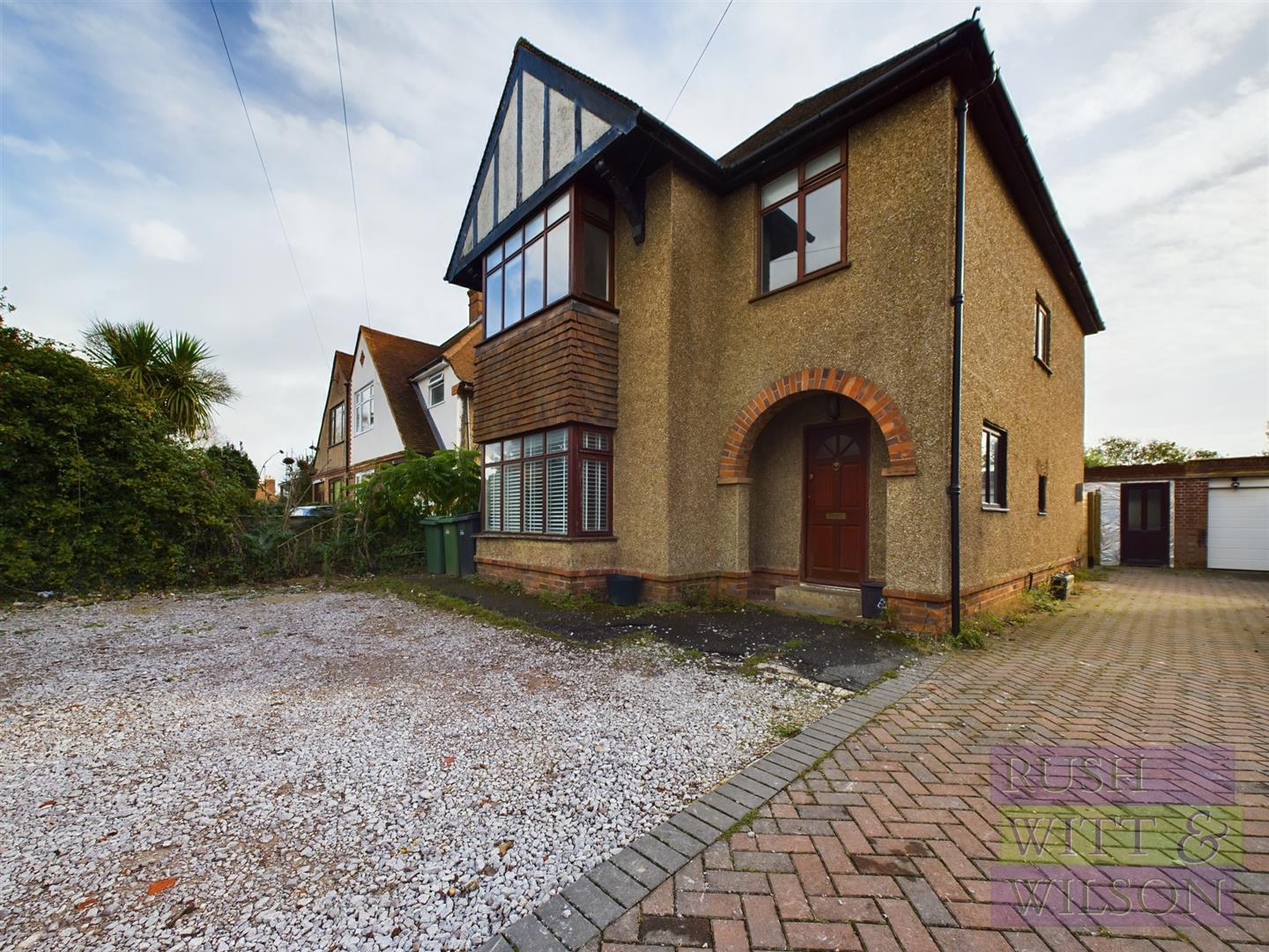 St. Helens Road, Hastings Rush, Witt & Wilson